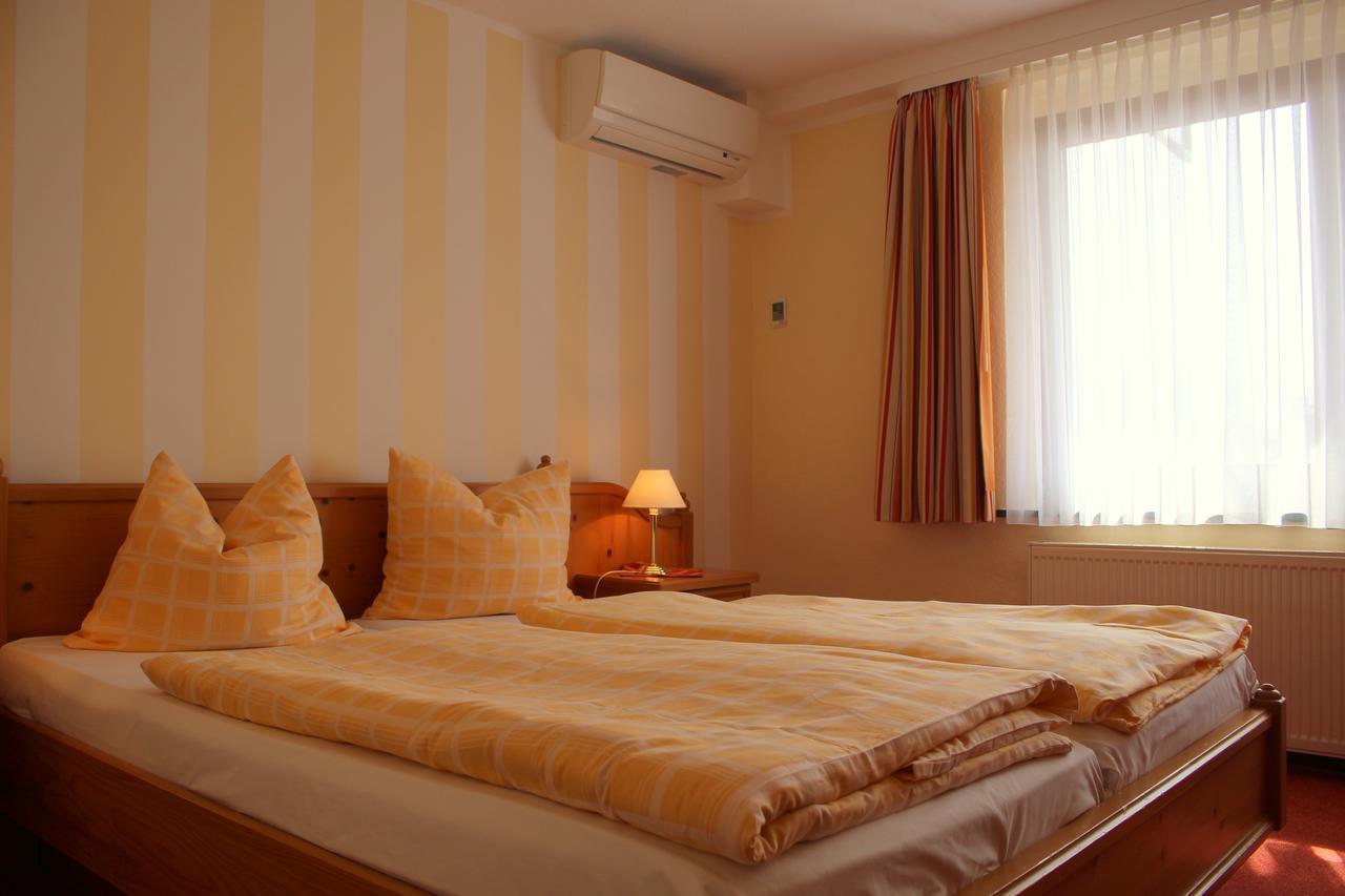 Bed & Breakfast Hotel Muellerhof Caputh Kültér fotó